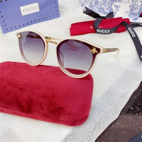 pink rhinestone gucci sunglasses replica|Gucci sunglass real vs fake. How to spot original Gucci Sunglasses.